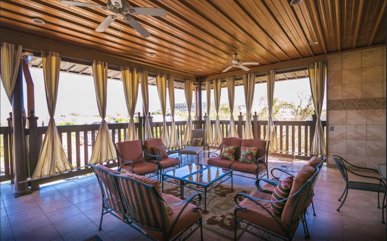 Spacious 4bd Luxury Penthouse With Balcony Apartment *